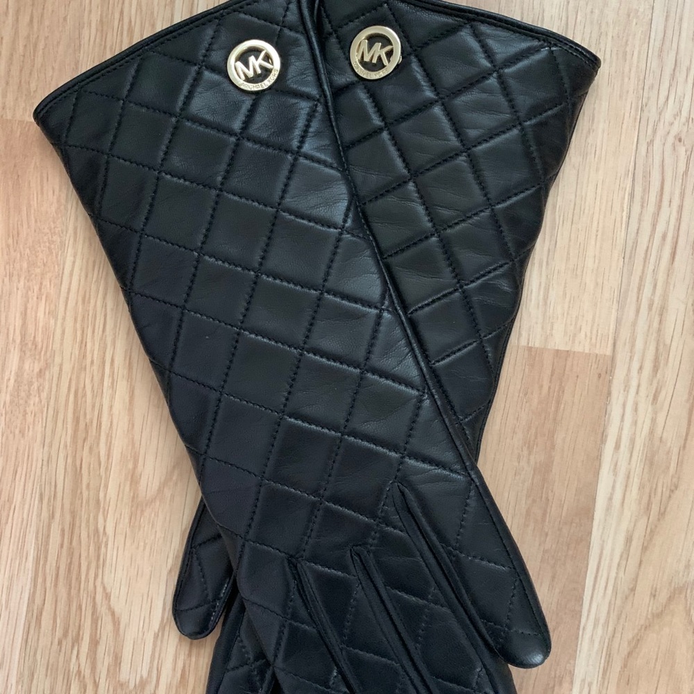 Michael Kors Gloves